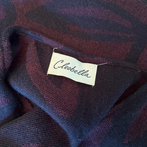 Cleobella Boho Tassel Poncho Wrap – Burgundy & Black Floral – EUC 763F - Picture 8 of 8